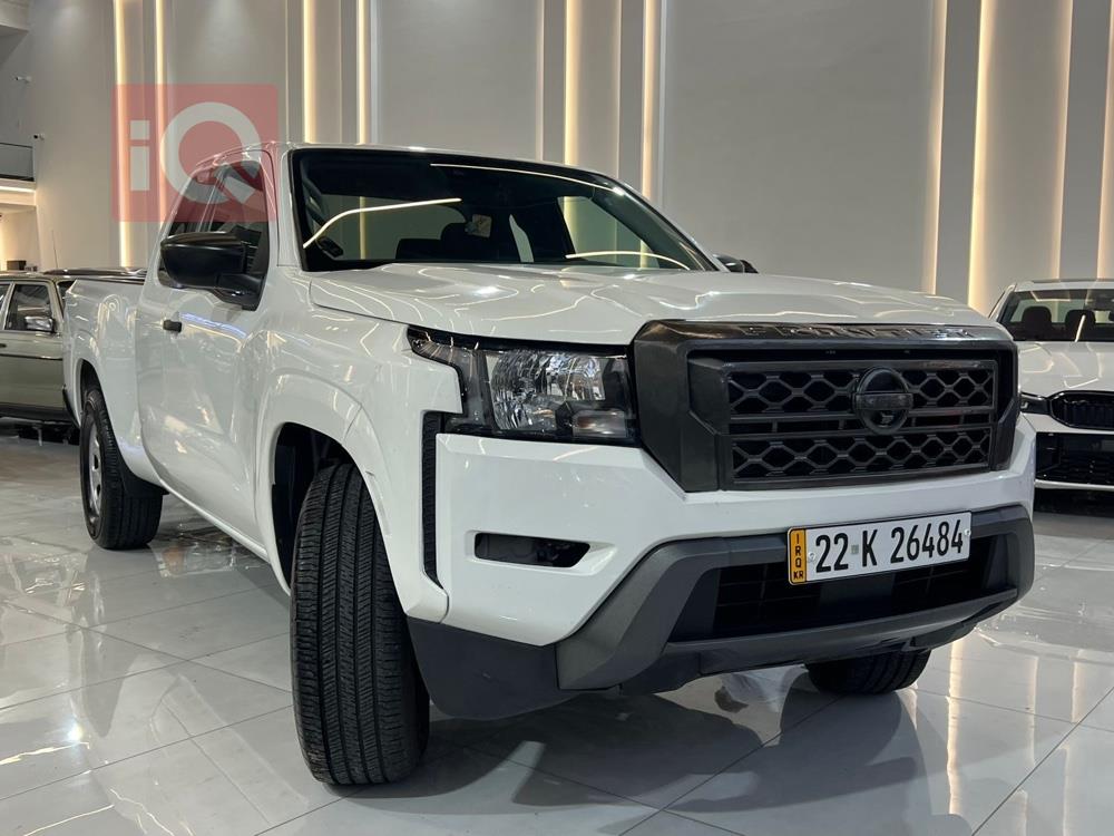 نيسان فرونتر